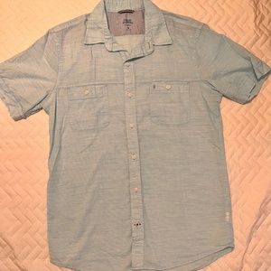 Izod Men's Shirt (Medium)